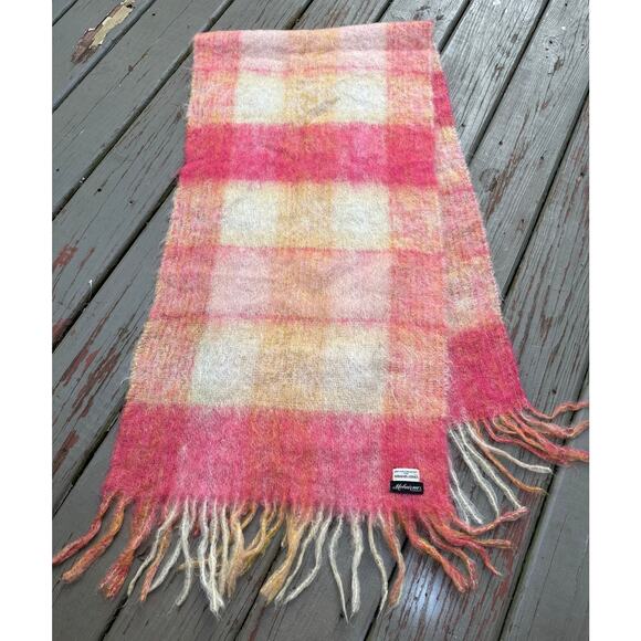 Abraham & Straus 100% Mohair Scarf orange coral yellow large Plaid Germany70x17” - Picture 3 of 12